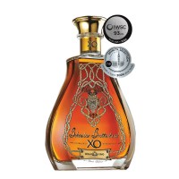 Gift Box Бренди Imako Bohemian Brotherhood XO 0,7L во кутија со 2 чаши