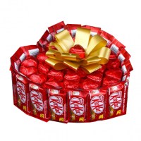 Чоколаден подарок „Kit Kat чоколадно срце“