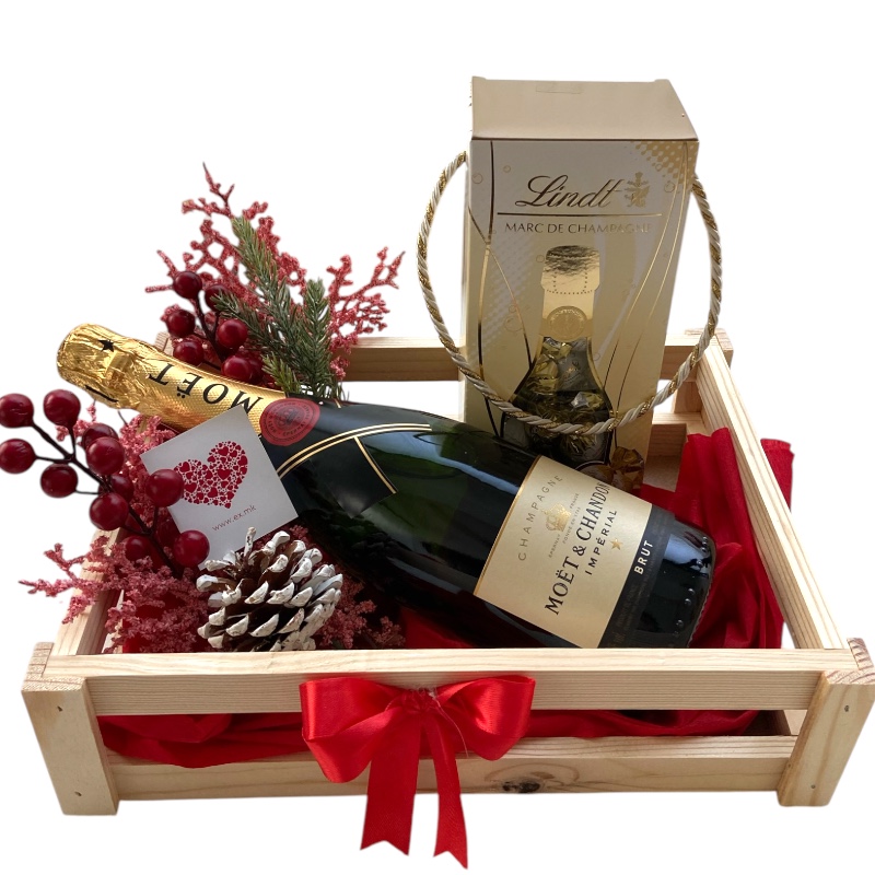Корпа со Moet „За големи успеси“